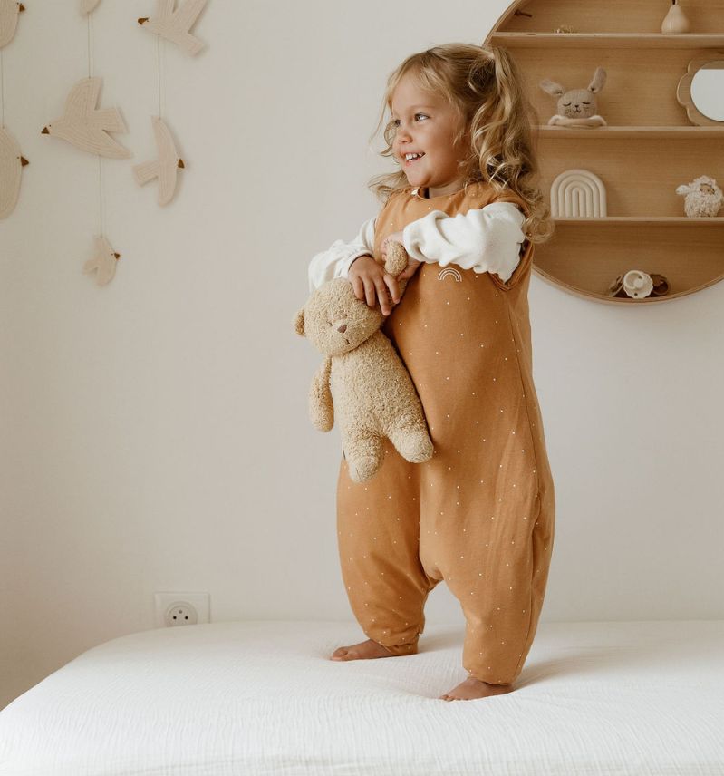 Gigoteuse-a-pieds-camel