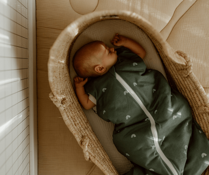 Sommeil de bébé après les vacances : comment retrouver des nuits (enfin) paisibles ?